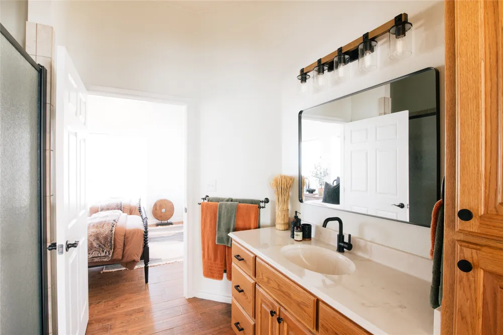 4067 CR 414 St Jo, TX 76265
