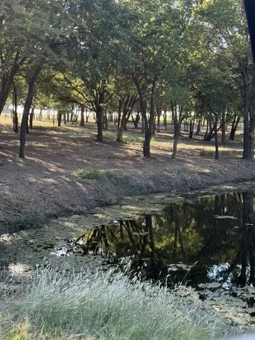4067 CR 414 St Jo, TX 76265
