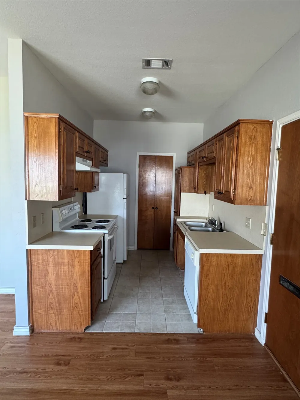 503 WASHINGTON STREET #A Kaufman, TX 75142