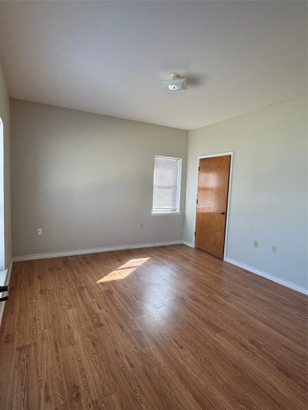 503 WASHINGTON STREET #A Kaufman, TX 75142