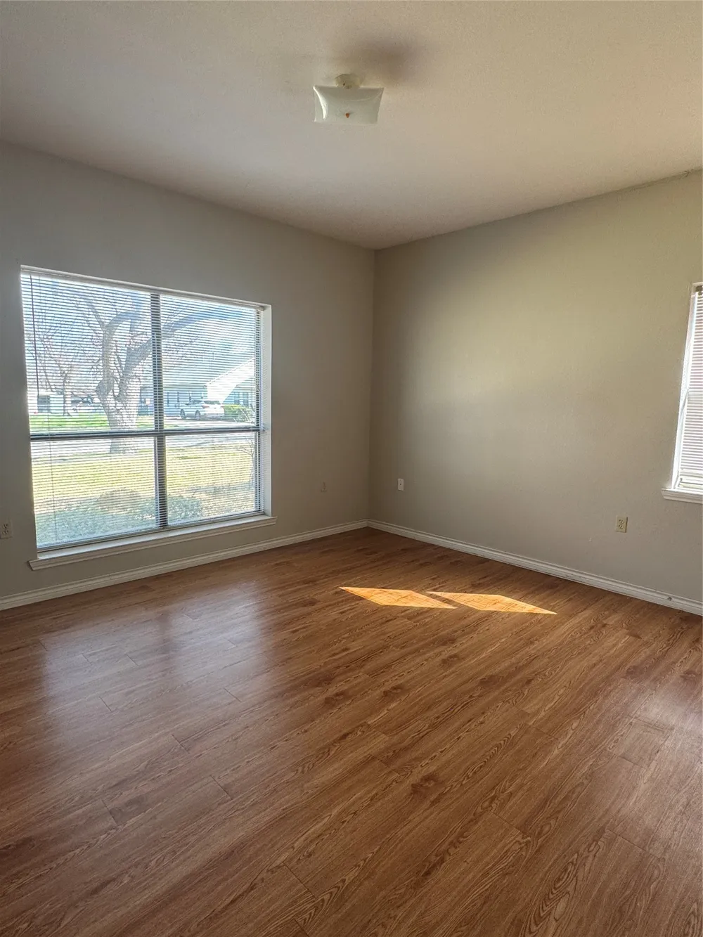 503 WASHINGTON STREET #A Kaufman, TX 75142