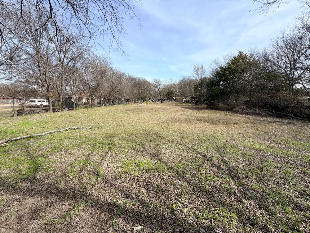 4151 Interurban Road Lancaster, TX 75134