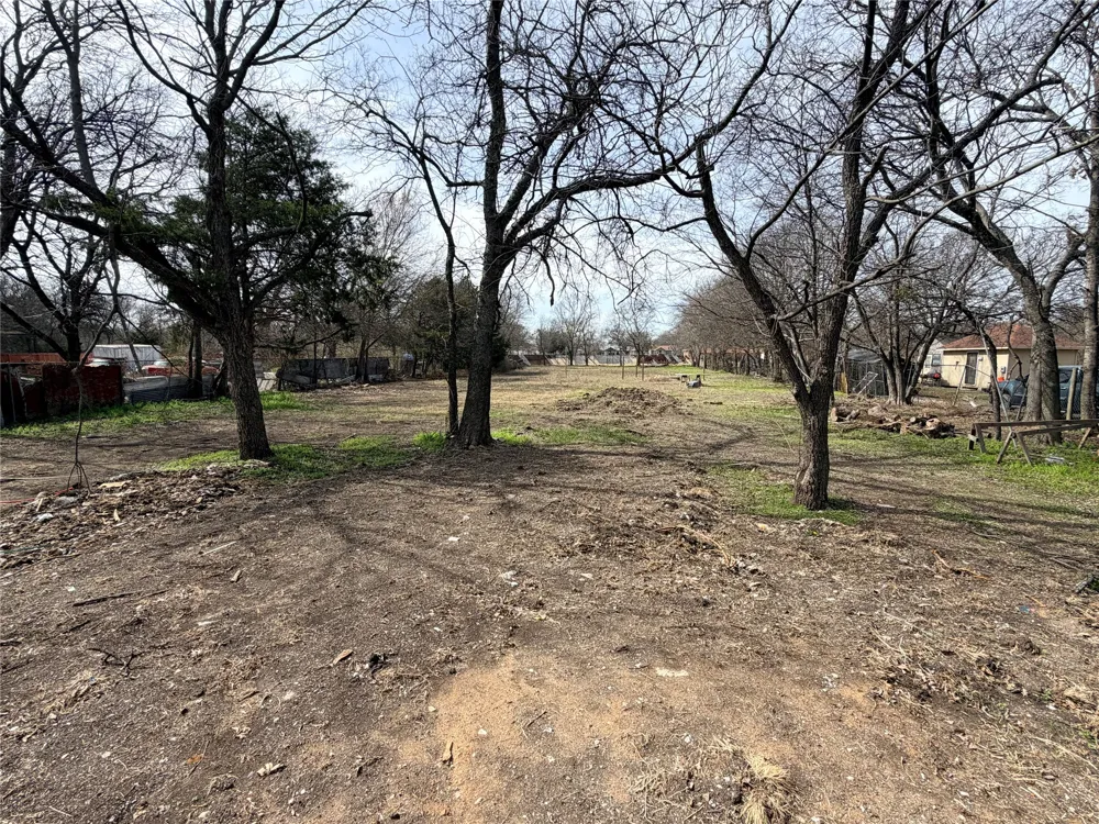 4151 Interurban Road Lancaster, TX 75134
