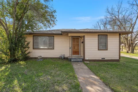 915 Faulkner Lane
