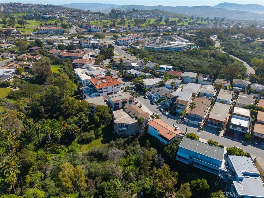214 Avenida Montalvo #2 San Clemente, CA 92672
