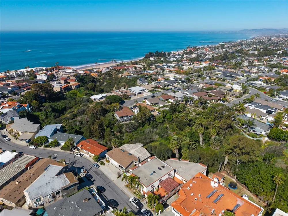 214 Avenida Montalvo #2 San Clemente, CA 92672