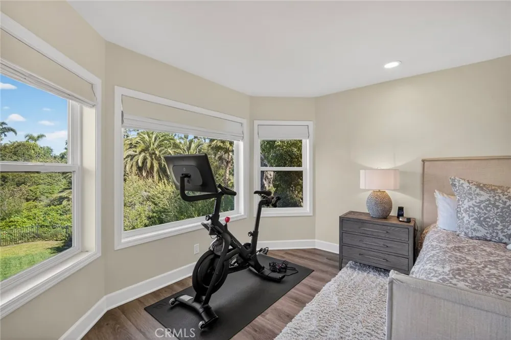 214 Avenida Montalvo #2 San Clemente, CA 92672