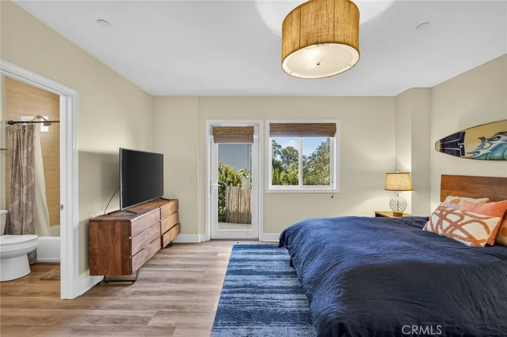 214 Avenida Montalvo #2 San Clemente, CA 92672