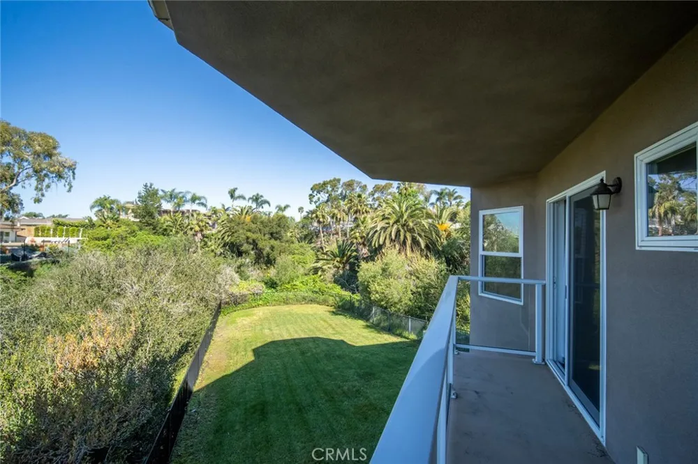 214 Avenida Montalvo #2 San Clemente, CA 92672