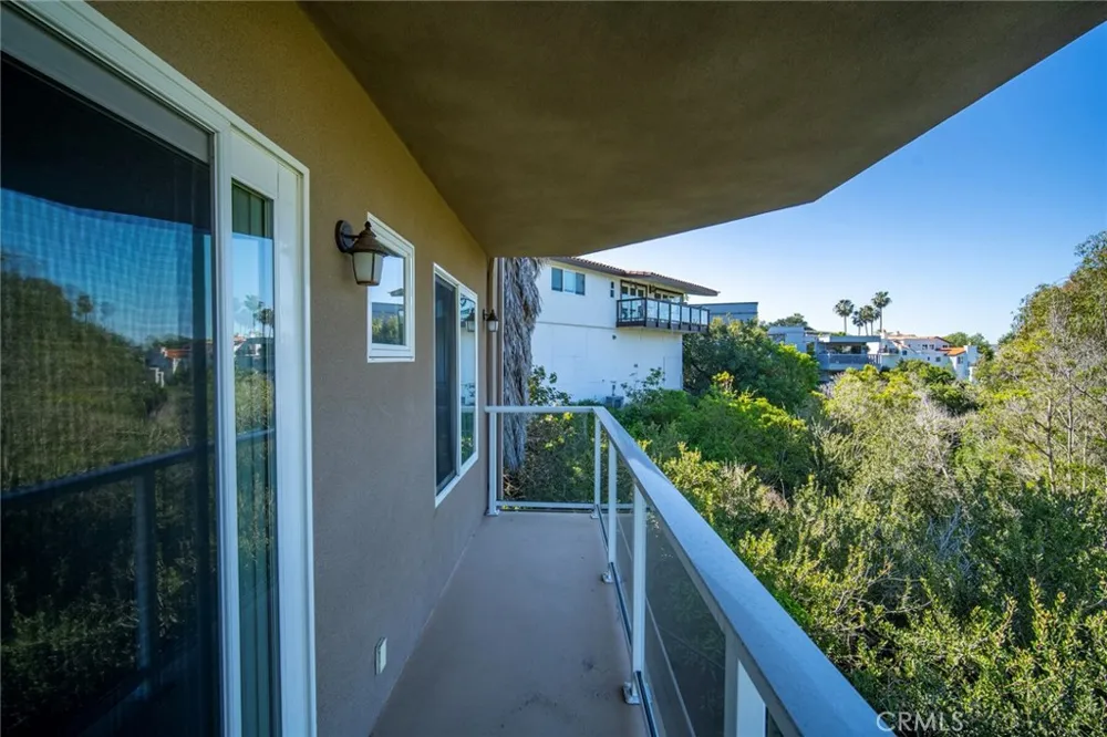 214 Avenida Montalvo #2 San Clemente, CA 92672