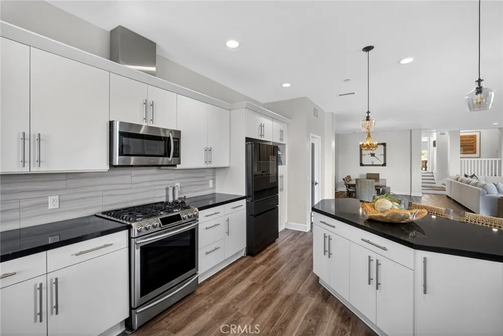 214 Avenida Montalvo #2 San Clemente, CA 92672