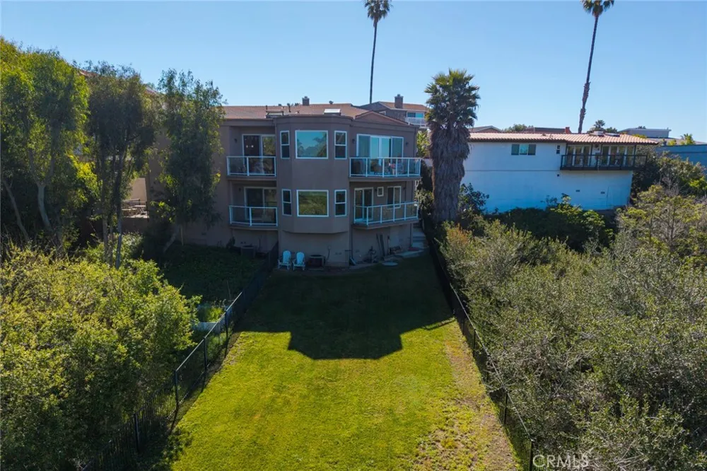214 Avenida Montalvo #2 San Clemente, CA 92672