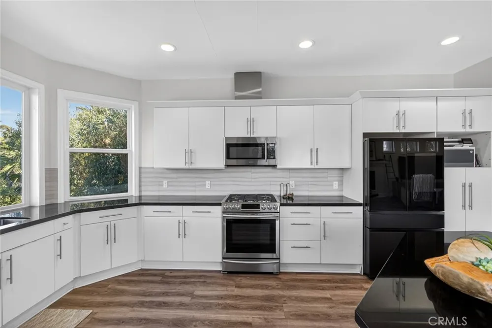 214 Avenida Montalvo #2 San Clemente, CA 92672