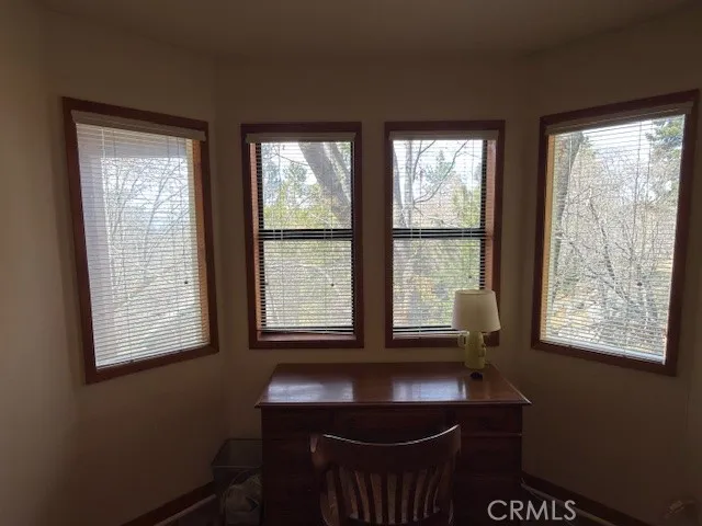 33466 Angeles Green Valley Lake, CA 92341