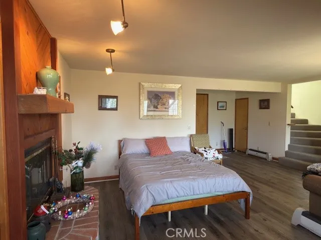 33466 Angeles Green Valley Lake, CA 92341