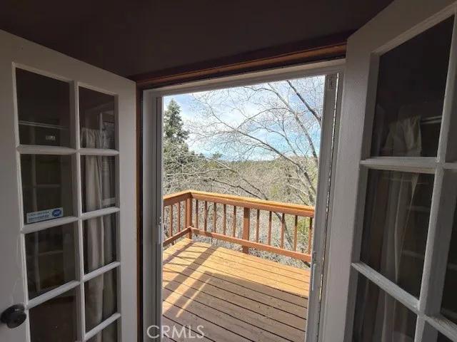 33466 Angeles Green Valley Lake, CA 92341