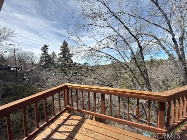 33466 Angeles Green Valley Lake, CA 92341