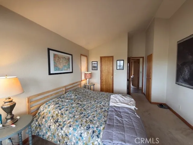 33466 Angeles Green Valley Lake, CA 92341