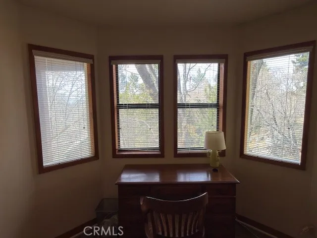 33466 Angeles Green Valley Lake, CA 92341