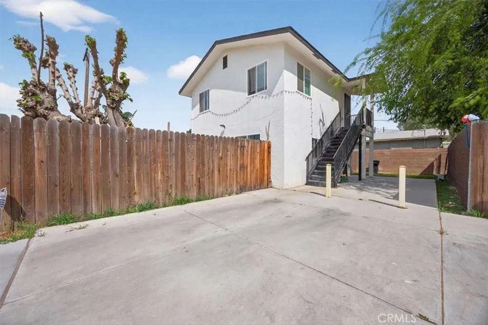 2546 Evergreen Selma, CA 93662