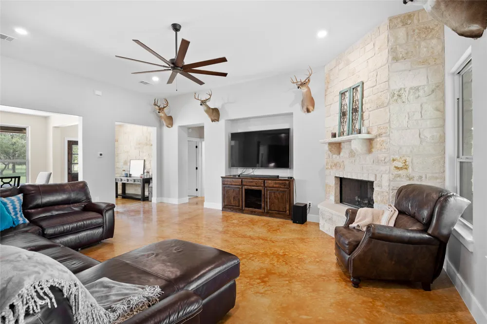 6200 Solana Ranch Road Salado, TX 76571