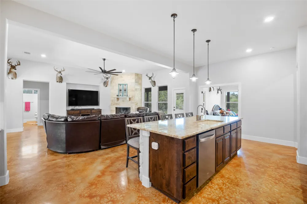 6200 Solana Ranch Road Salado, TX 76571