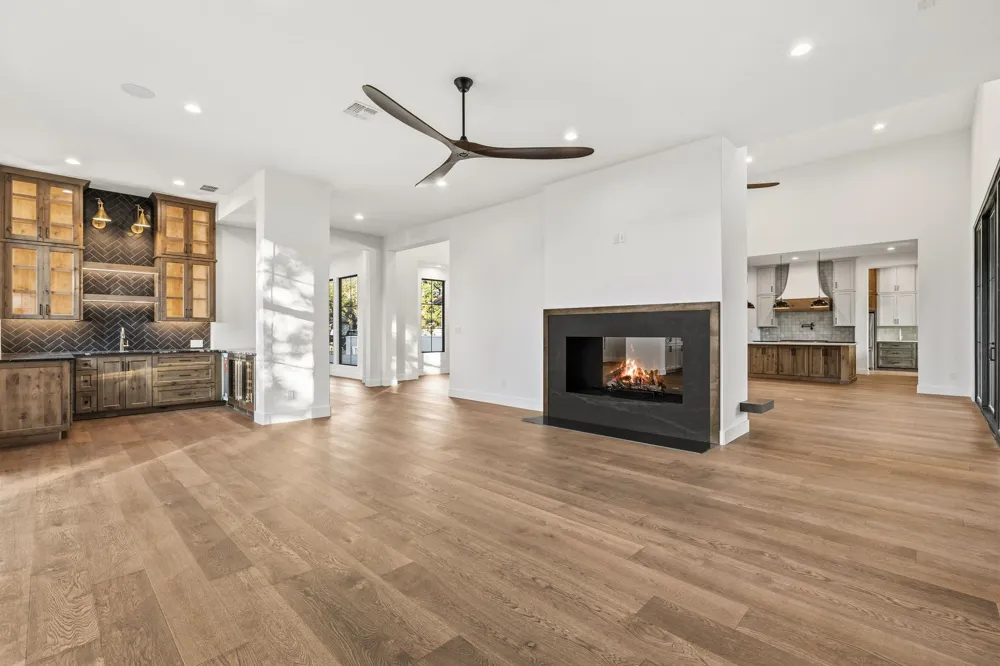 240 La Serena Loop Horseshoe Bay, TX 78657