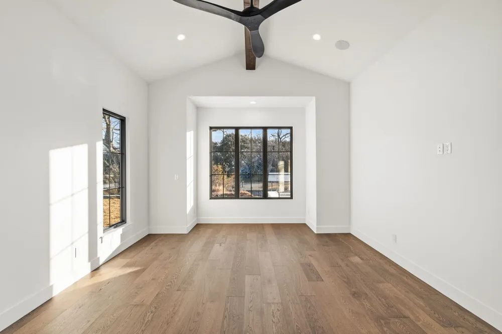 240 La Serena Loop Horseshoe Bay, TX 78657