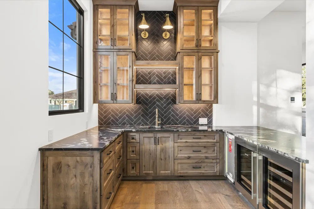 240 La Serena Loop Horseshoe Bay, TX 78657