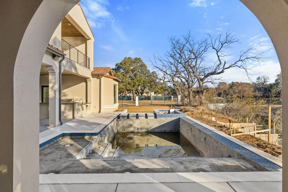 240 La Serena Loop Horseshoe Bay, TX 78657