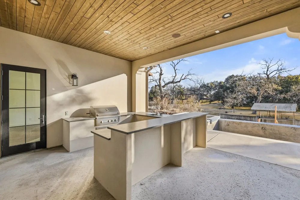 240 La Serena Loop Horseshoe Bay, TX 78657
