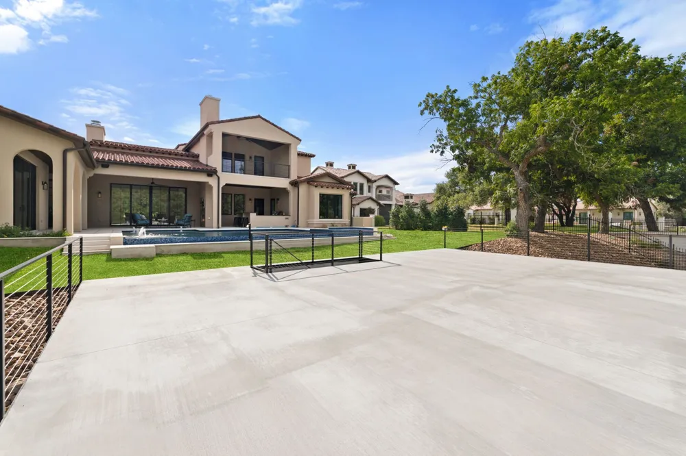 240 La Serena Loop Horseshoe Bay, TX 78657