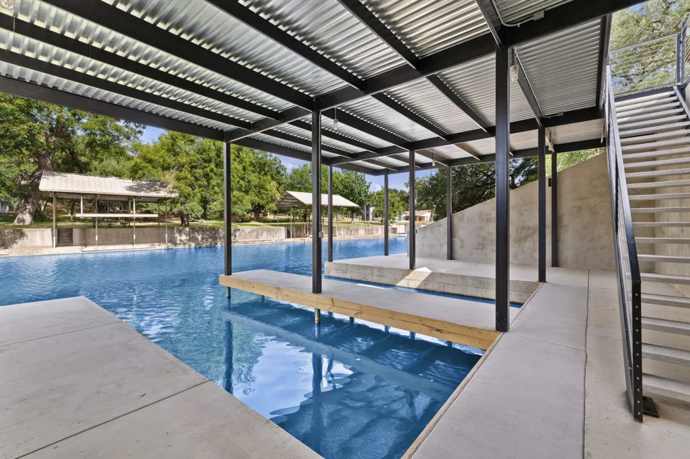240 La Serena Loop Horseshoe Bay, TX 78657