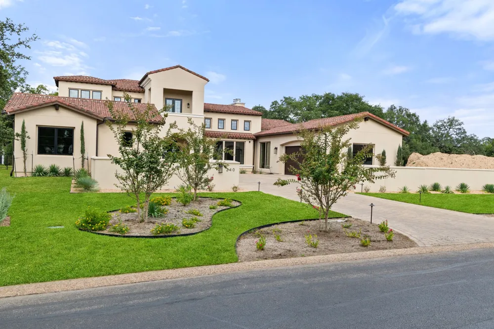 240 La Serena Loop Horseshoe Bay, TX 78657