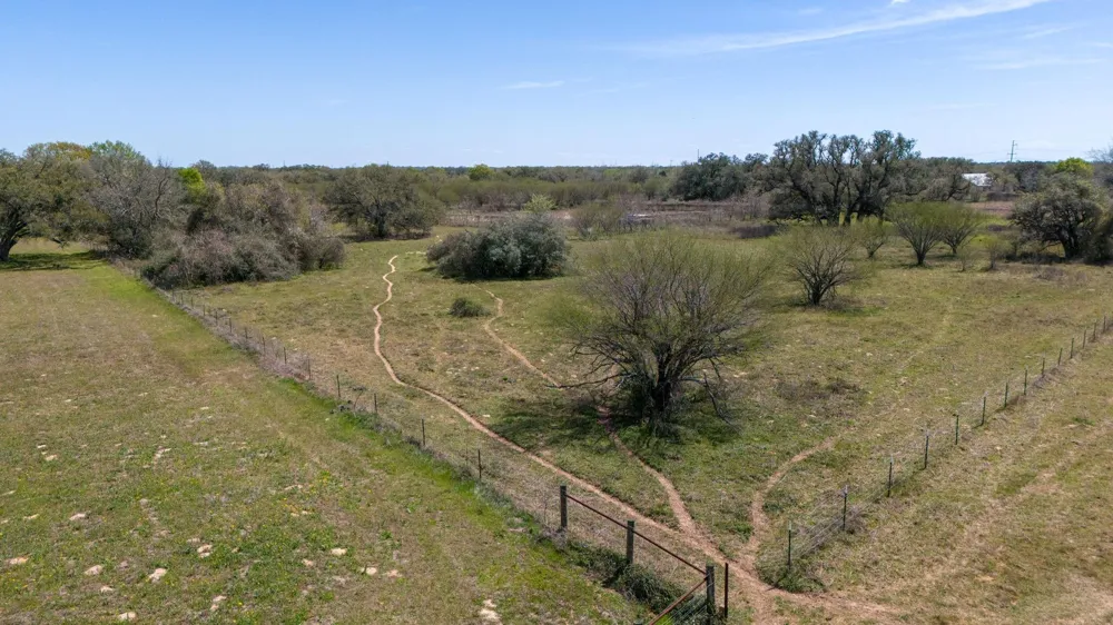 Cr 105 Columbus, TX 78934