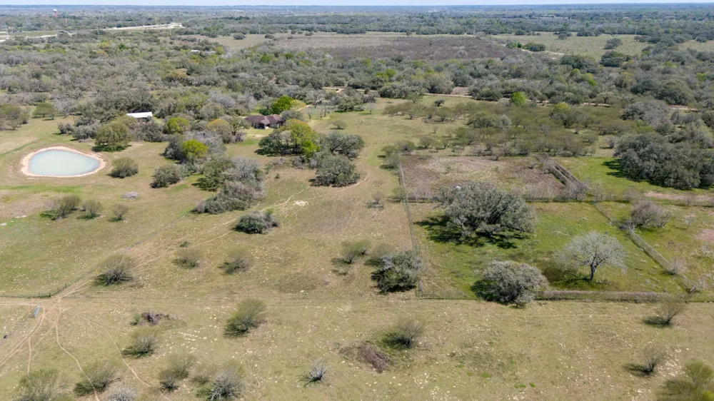 Cr 105 Columbus, TX 78934