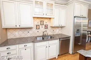 6210 Bradford Place Court Summerfield, NC 27358