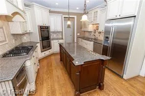 6210 Bradford Place Court Summerfield, NC 27358