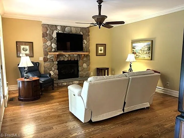 6210 Bradford Place Court Summerfield, NC 27358