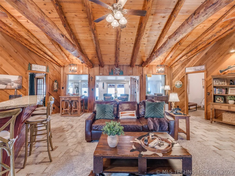 370 BK 1600 ROAD Stigler, OK 74462