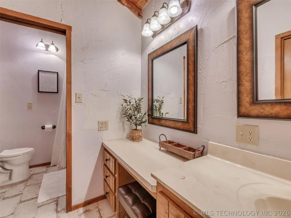 370 BK 1600 ROAD Stigler, OK 74462