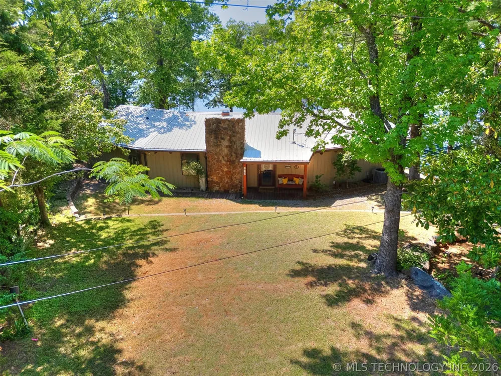370 BK 1600 ROAD Stigler, OK 74462