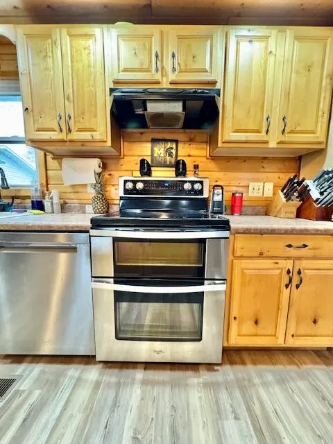 1306 Jack Henry Drive Charlotte, MI 48813