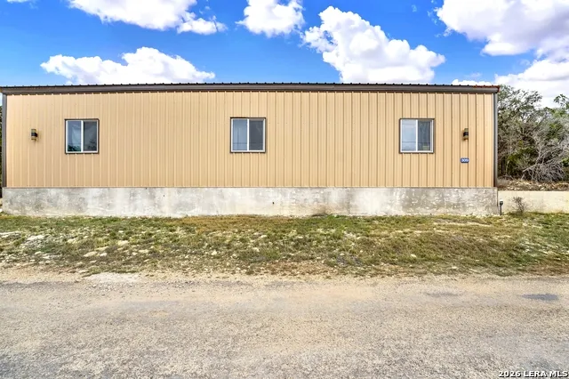 309 & 314 Sunset Lakehills, TX 78063
