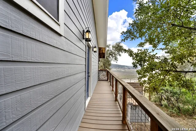 309 & 314 Sunset Lakehills, TX 78063