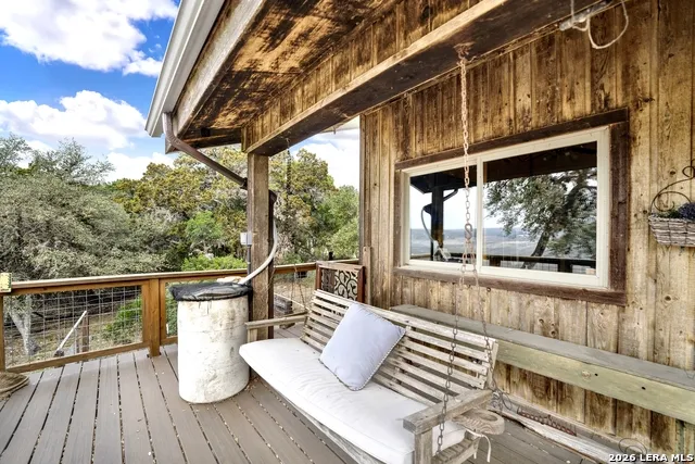 309 & 314 Sunset Lakehills, TX 78063