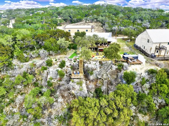 309 & 314 Sunset Lakehills, TX 78063