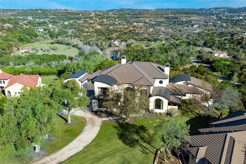 4300 Derrick Cove Spicewood, TX 78669