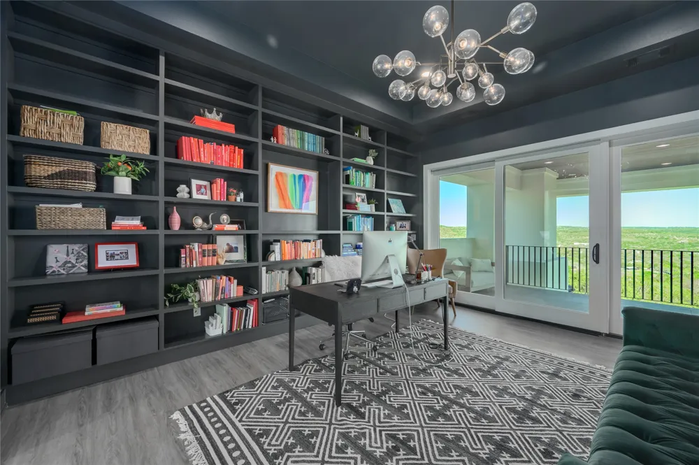 4300 Derrick Cove Spicewood, TX 78669