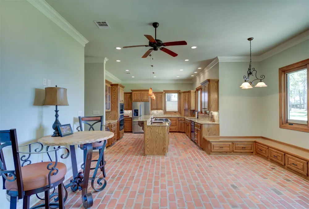 1060 Highway 162 Benton, LA 71006
